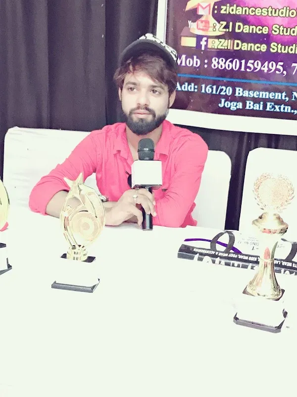 Z.I Dance Studio