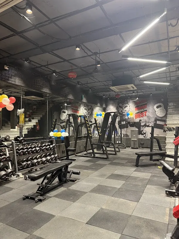 HARDCORE FITNESS GYM