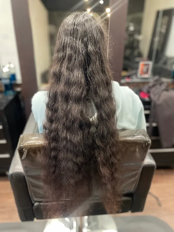 Source Salon Wilton Manors