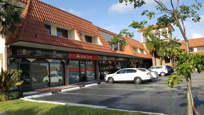 Source Salon Wilton Manors