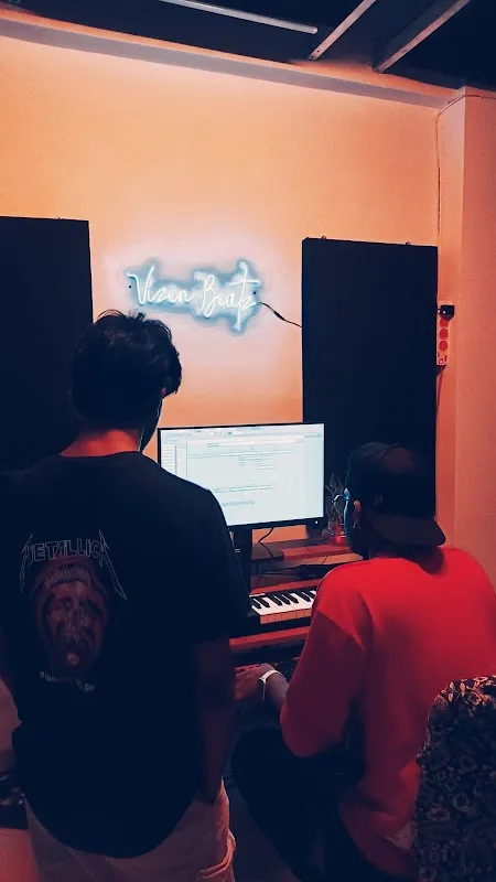 VIZEN MUSIC LAB & RECORDING STUDIO