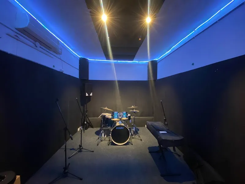 Cabana Jam Cabin