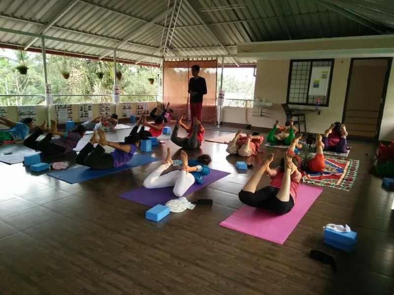 Deepak Naik Online Yoga And Meditation