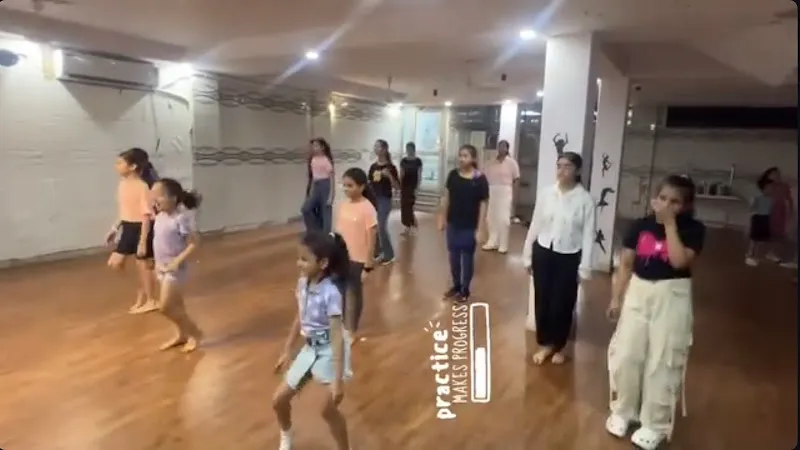 D,Airizztha Dance studio