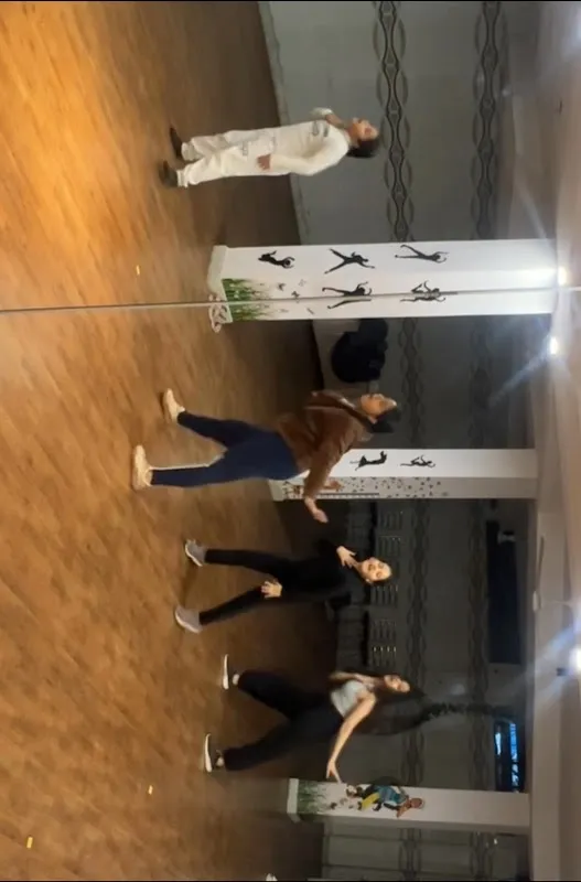 D,Airizztha Dance studio