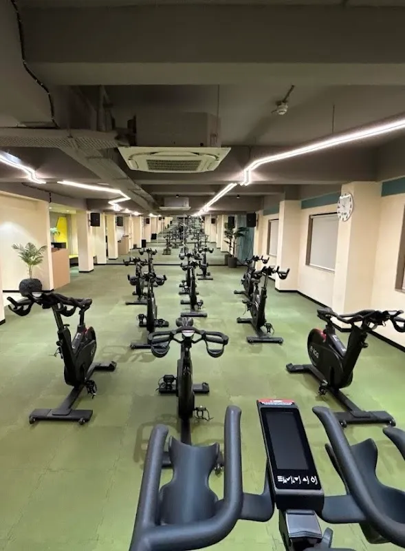 FITBLISS by Shruti Kapoor - LUXURY GYM & FITNESS CENTER