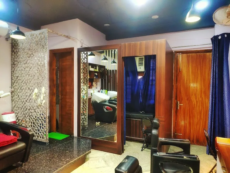 BHOOMI & DEVIKA LADIES HAIR & BEAUTY SALON
