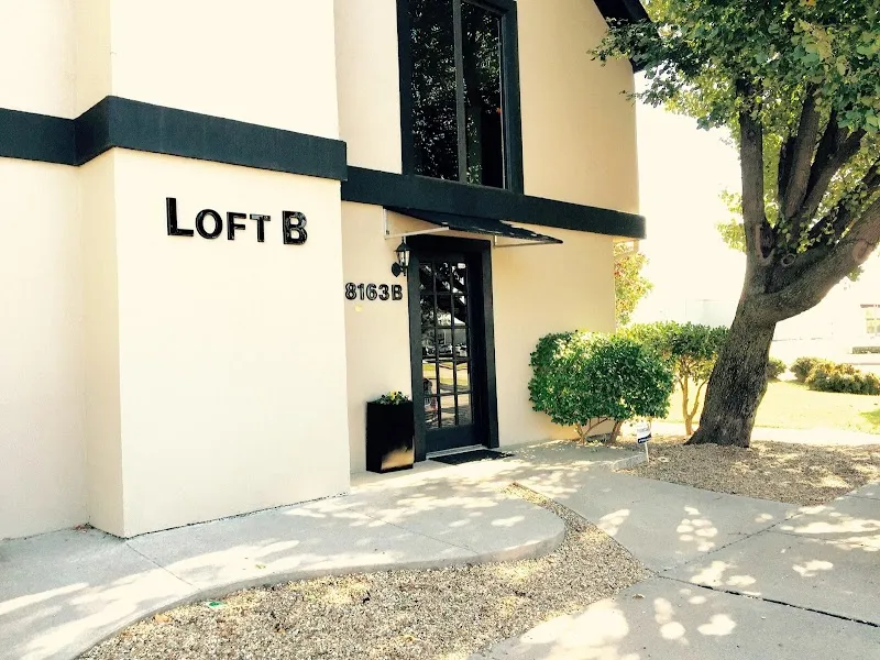 Loft B Salon