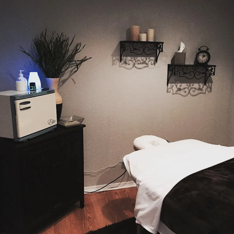 Loft B Salon