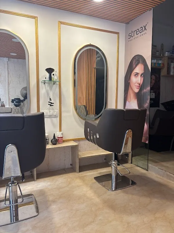 P Salon
