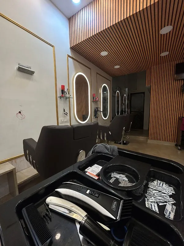 P Salon