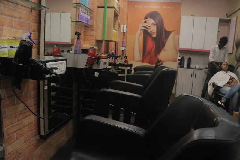 Mukesh Salon Professionals