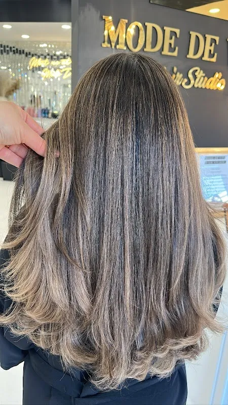 Mode De Vie Hair Studio