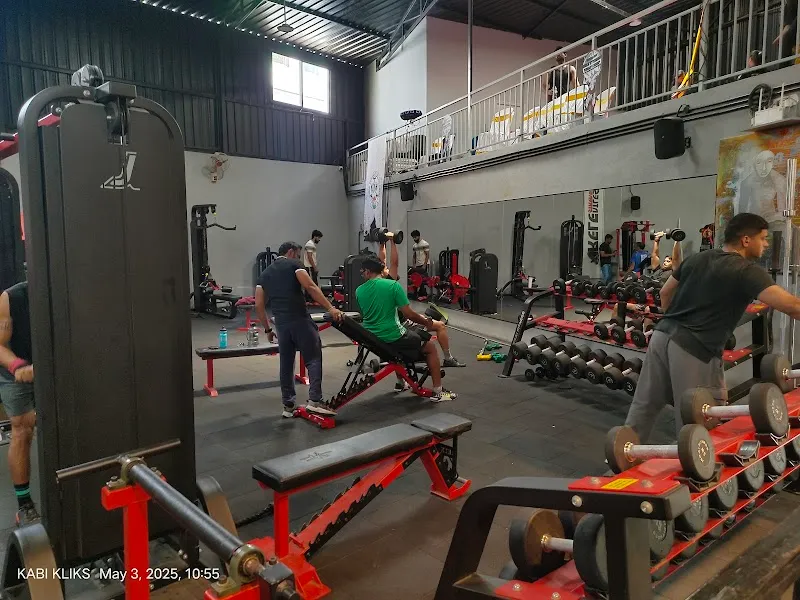 Relentless Strength, Domlur