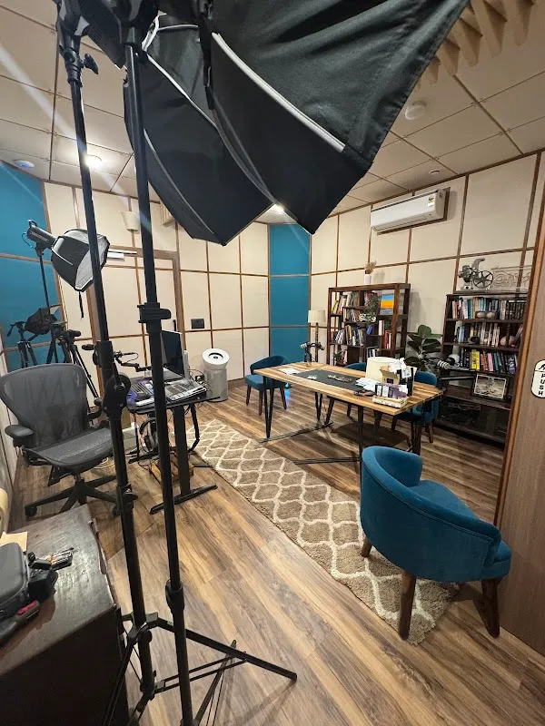 Elf Studios & Talktopia Podcasts