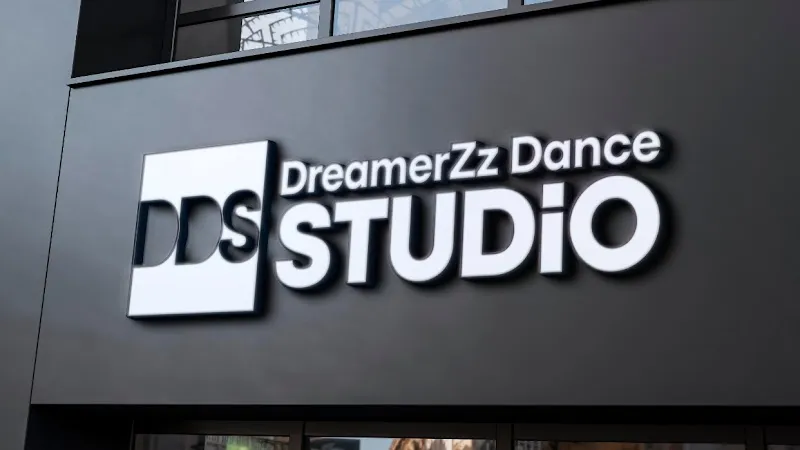DreamerZz Dance Studio 24/7