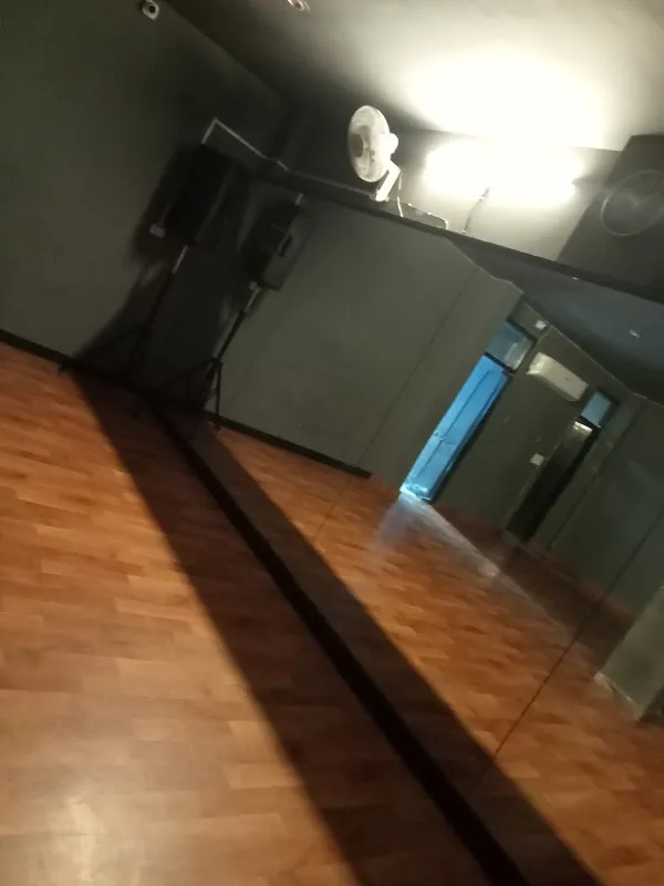 DreamerZz Dance Studio 24/7