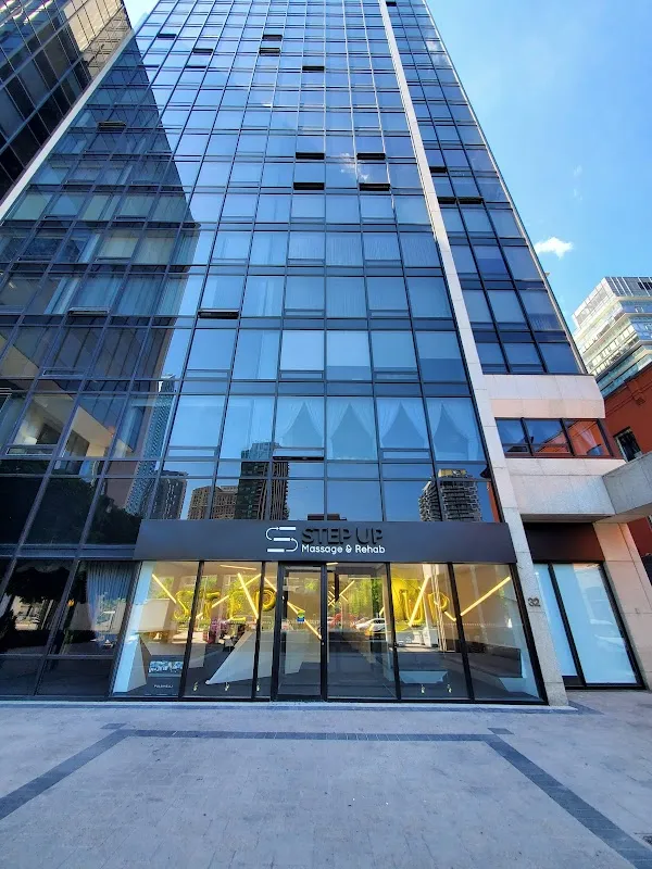 Step Up Massage & Rehab - Yonge & Wellington