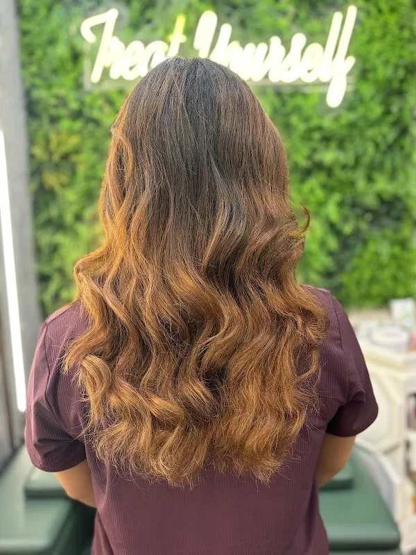 Anmol Salon - Anmol Salon - | Hair Salon | Unisex Salon | salon in safdarjung enclave