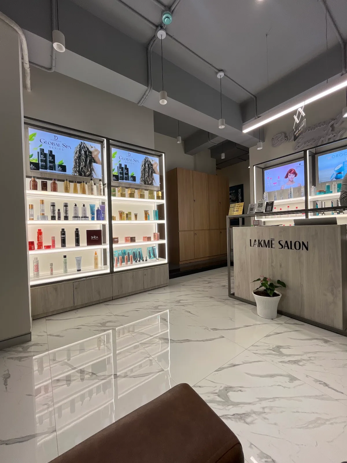 Lakme Salon in Mogappair West,Chennai