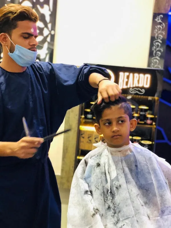 R vidack's unisex salon