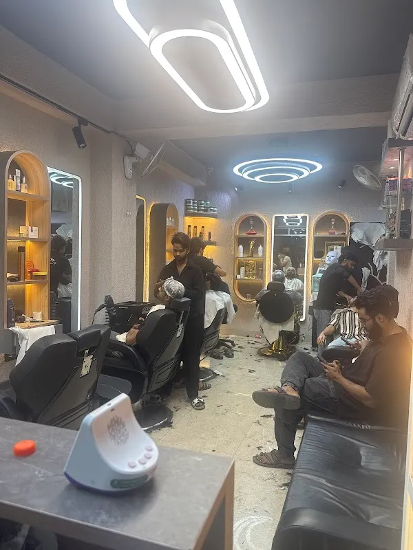 R vidack's unisex salon