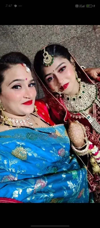 SHRI RADHA RANI BEAUTY PARLOUR AND COSMETICS