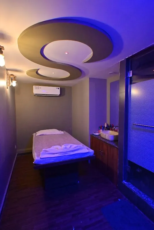 Avantara Spa In Borivali West