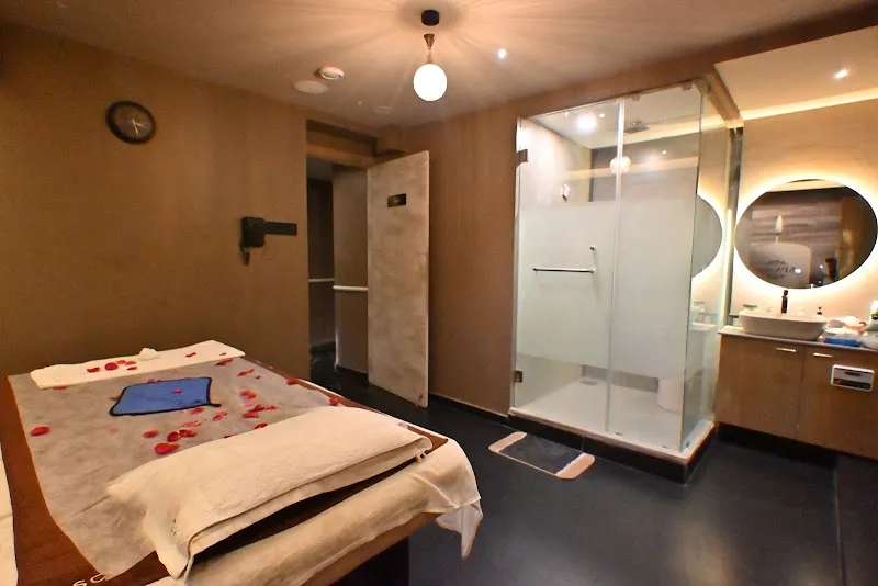 Spa Cave Chembur