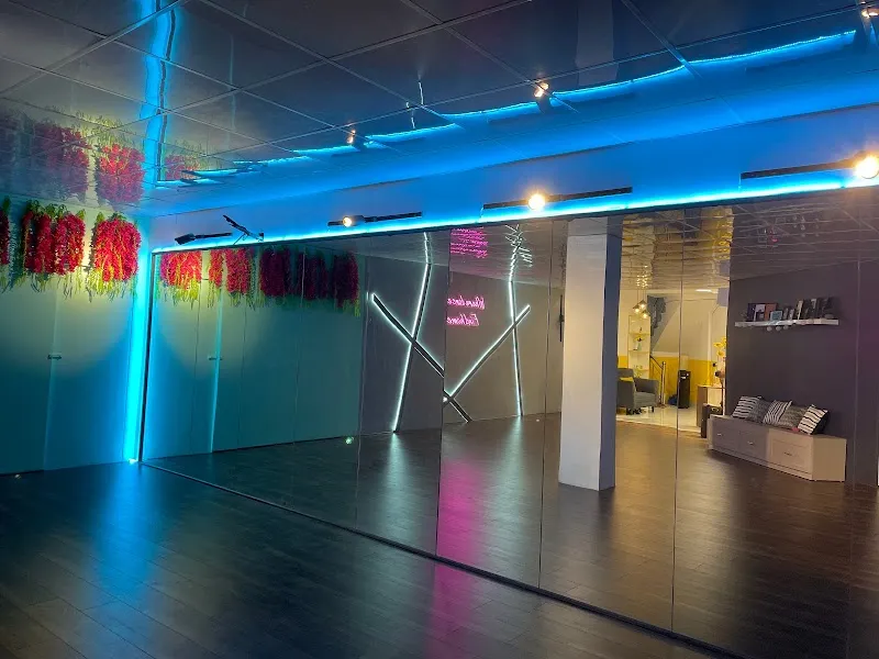 Danceaholic Studio