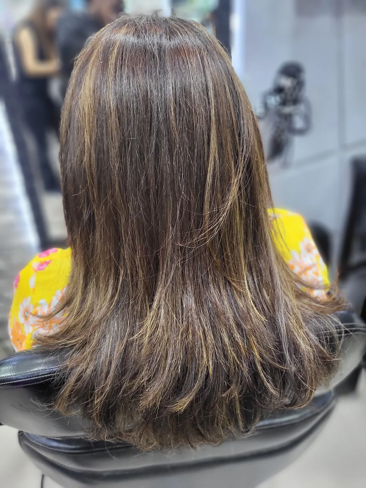 Alayna salon and cosmetology lokhandwala