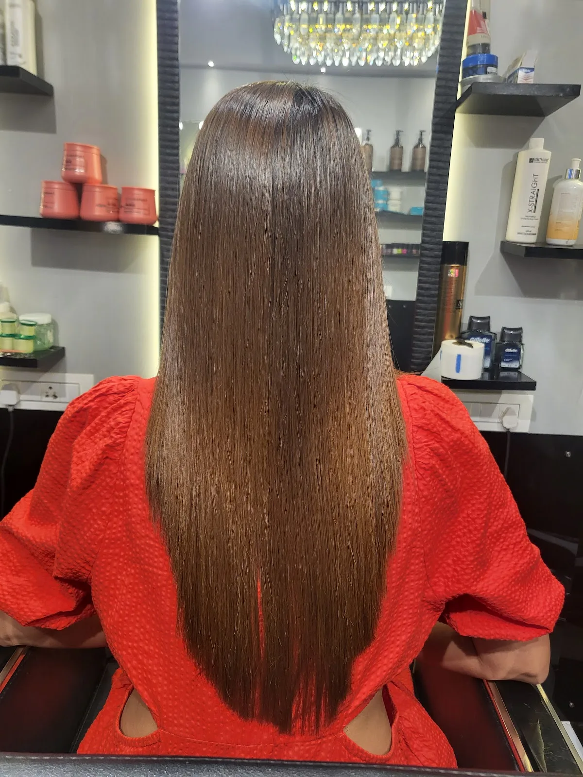Alayna salon and cosmetology lokhandwala