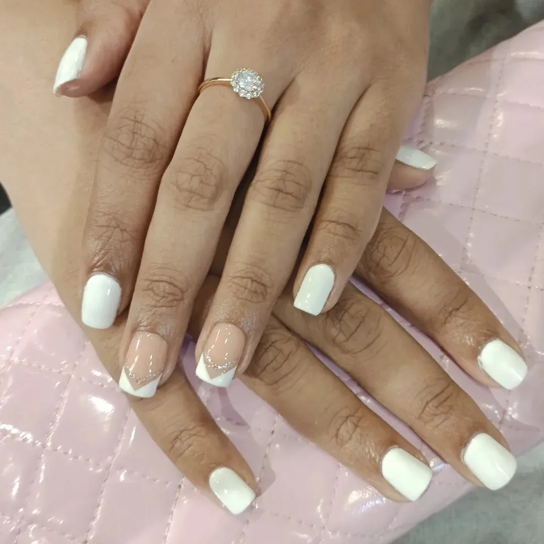Alayna salon and cosmetology lokhandwala