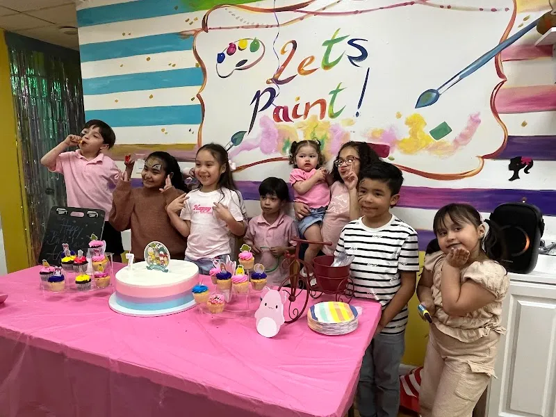 Bee's Arts and Crafts Studio