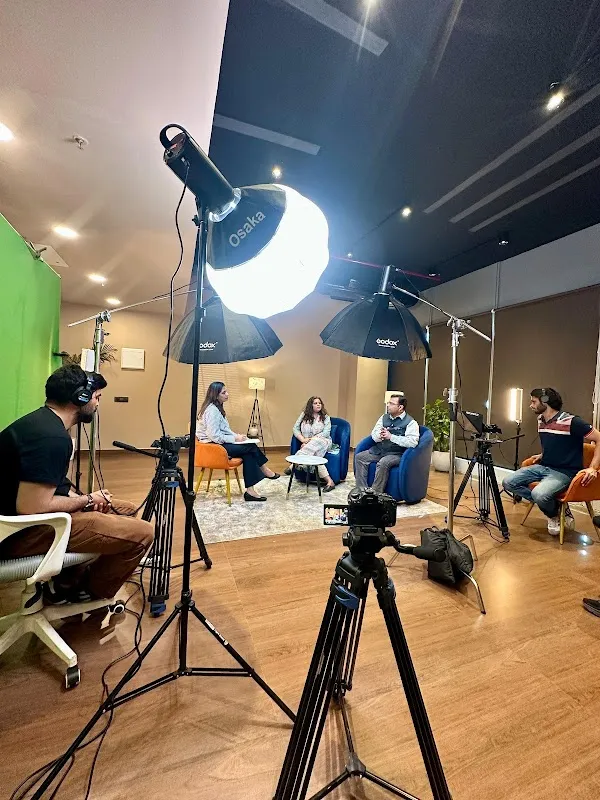 Friends Studio