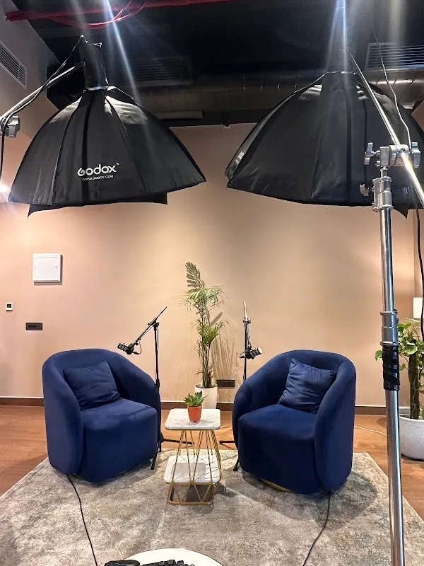 Friends Studio