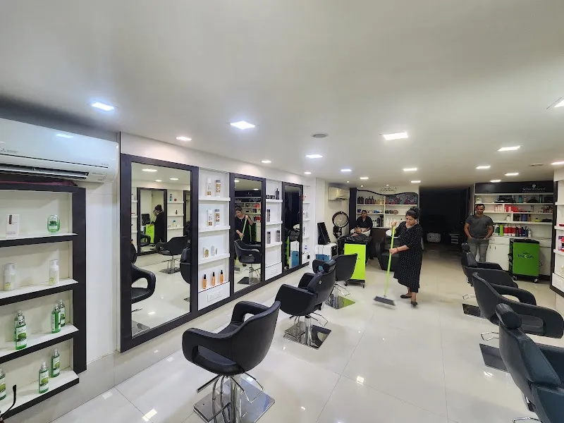 ANTARIA HAIR & BEAUTY UNISEX SALON