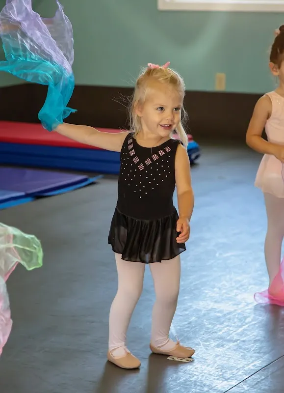 Thomas Dance Studio (Robinson Location)
