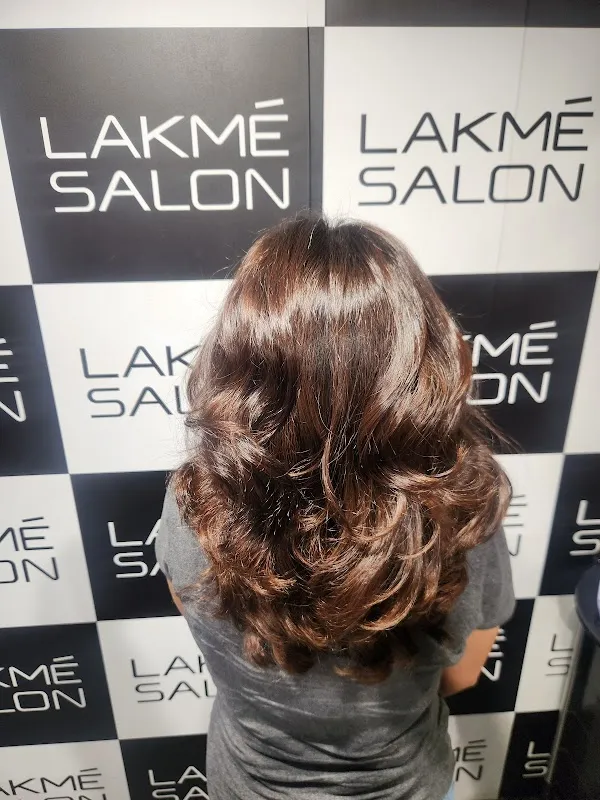Lakme Salon in Navjivan Society,Mumbai