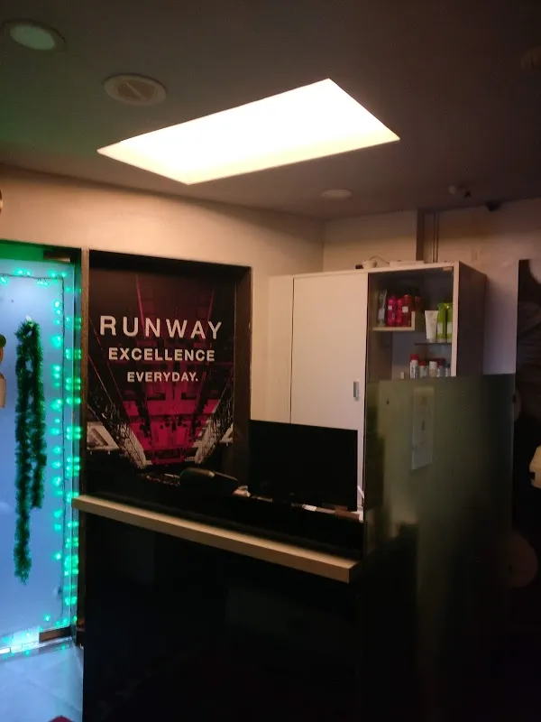 Lakme Salon in Navjivan Society,Mumbai