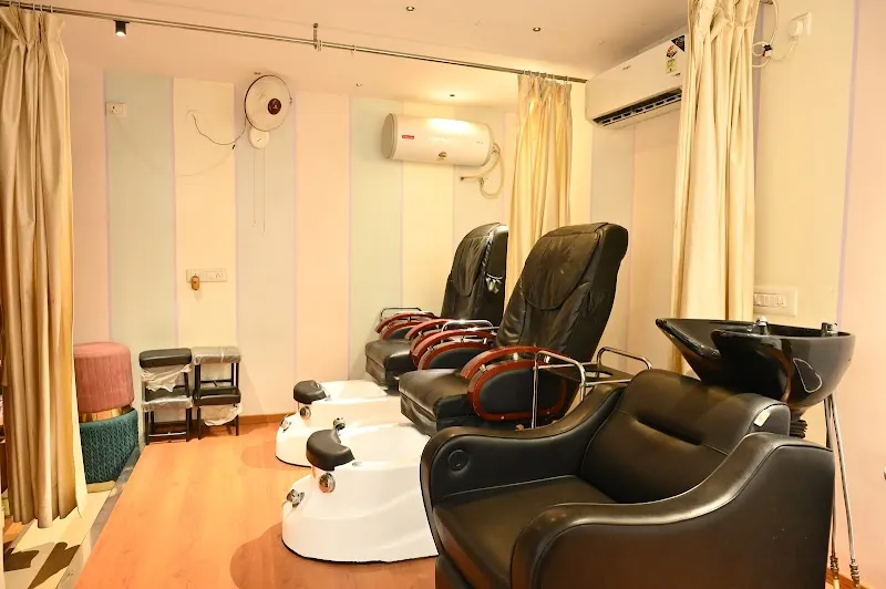M2 ZION Men's Salon