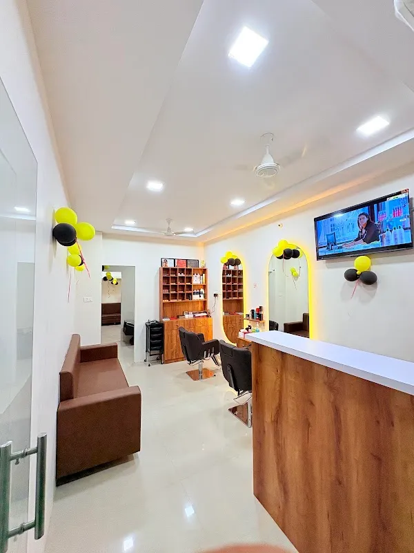 Look well Family Salon&Academy