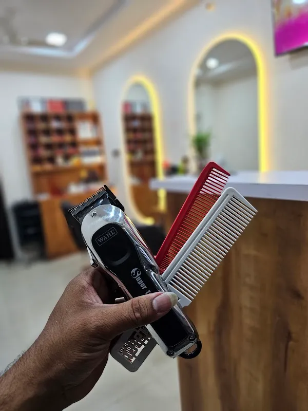 Look well Family Salon&Academy