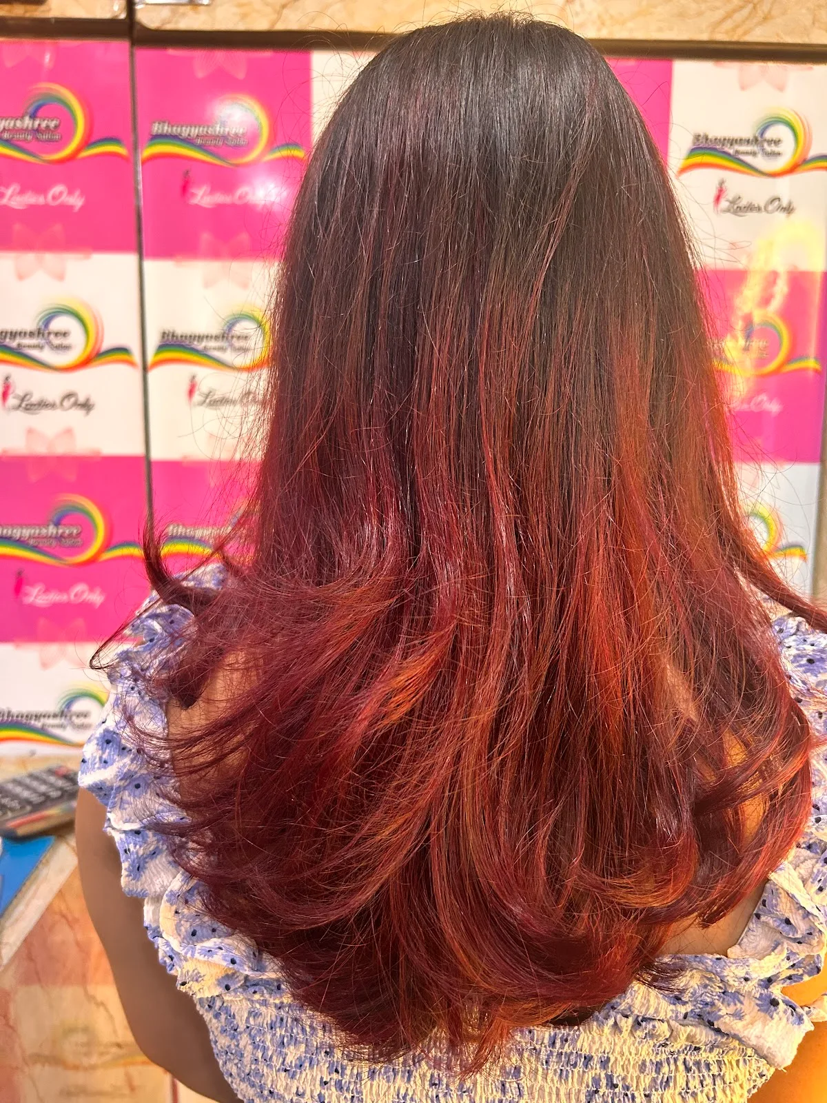 BHAGYASHREE BEAUTY SALON : Best Ladies Salon parlour near me in Mahim West