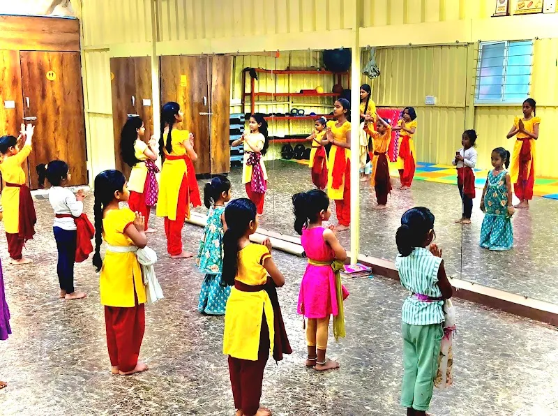 SLS Dance and Fitness club