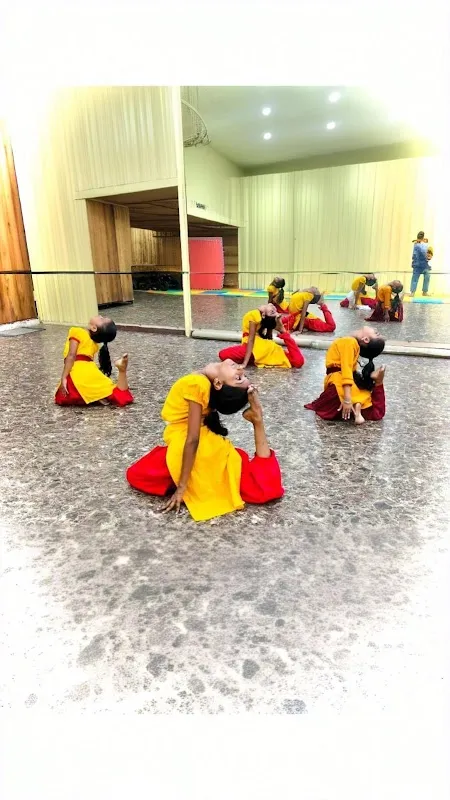 SLS Dance and Fitness club