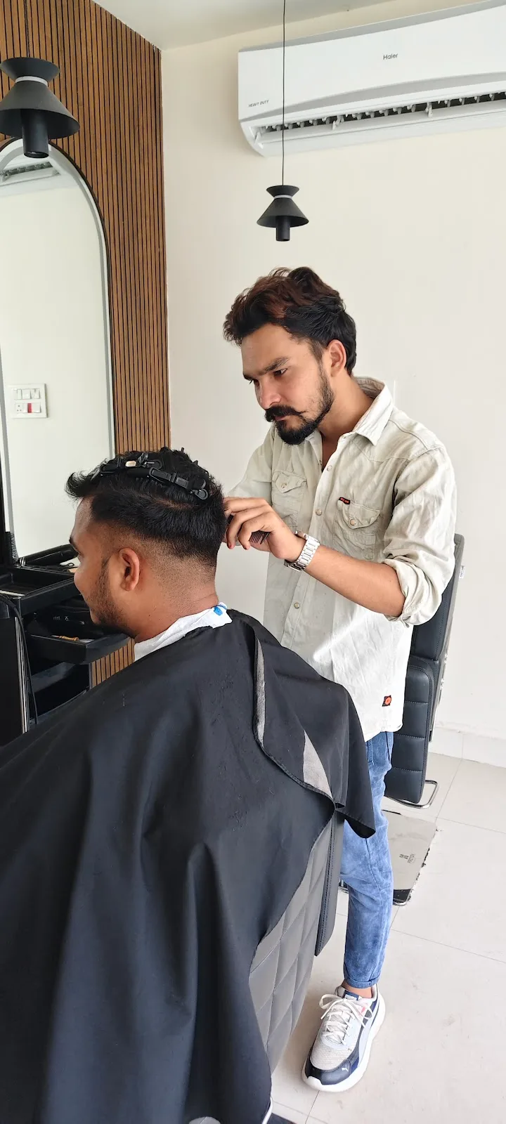 Vave Salon uppal bhagayath