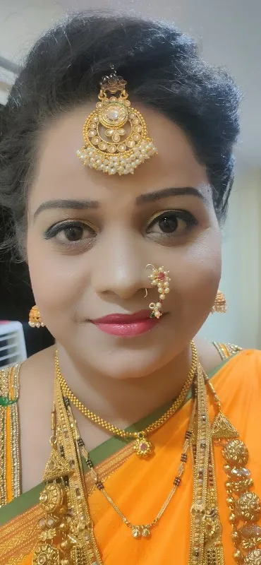 Raut Bandhu Ladies Parlour And Academy