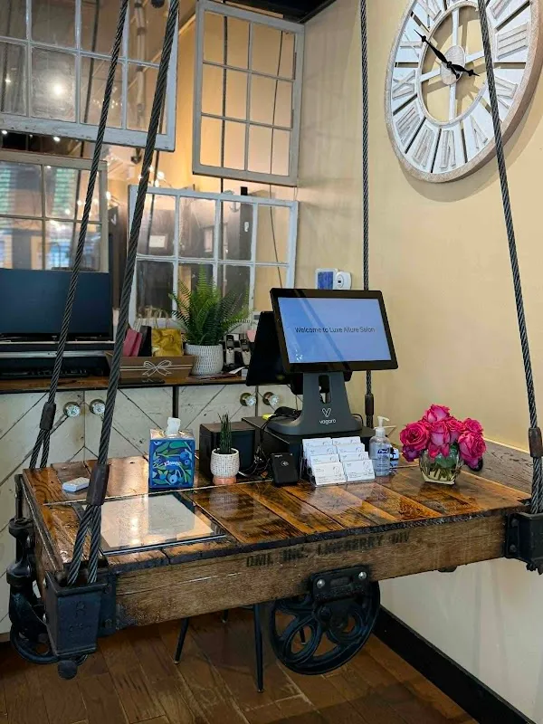 Luxe Allure Salon