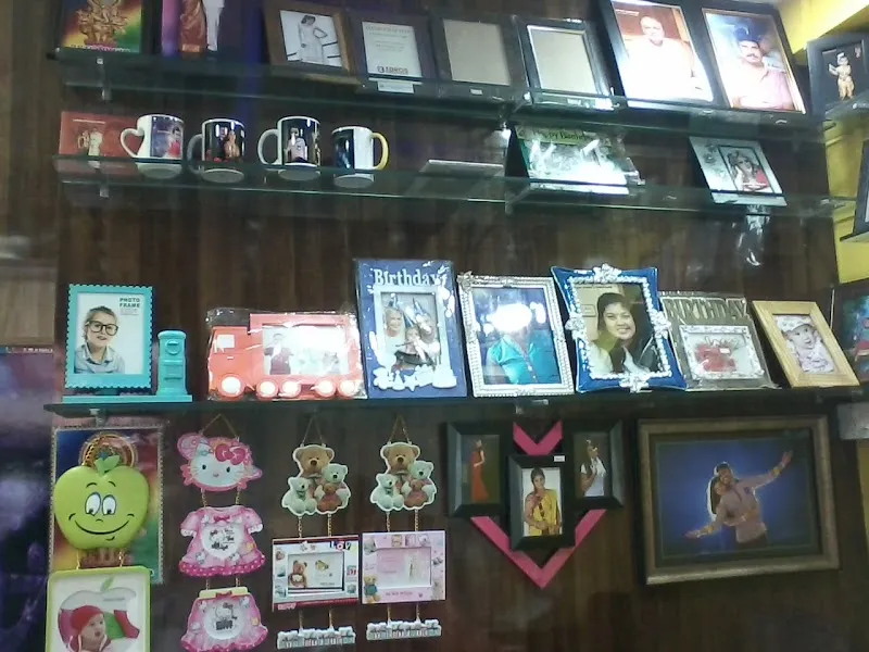 SS STUDIO SHOP